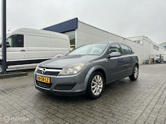 Opel Astra - 1.6 Cosmo Airco Cruise Controll Trekhaak NAP