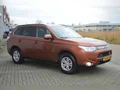 Mitsubishi Outlander - 2.2 DI-D Intense bj13 ecc Cruise trekhaak