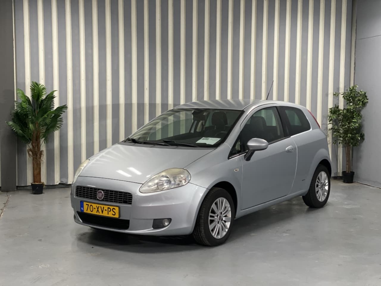 Fiat Grande Punto - 1.4 Dynamic Automaat - AutoWereld.nl