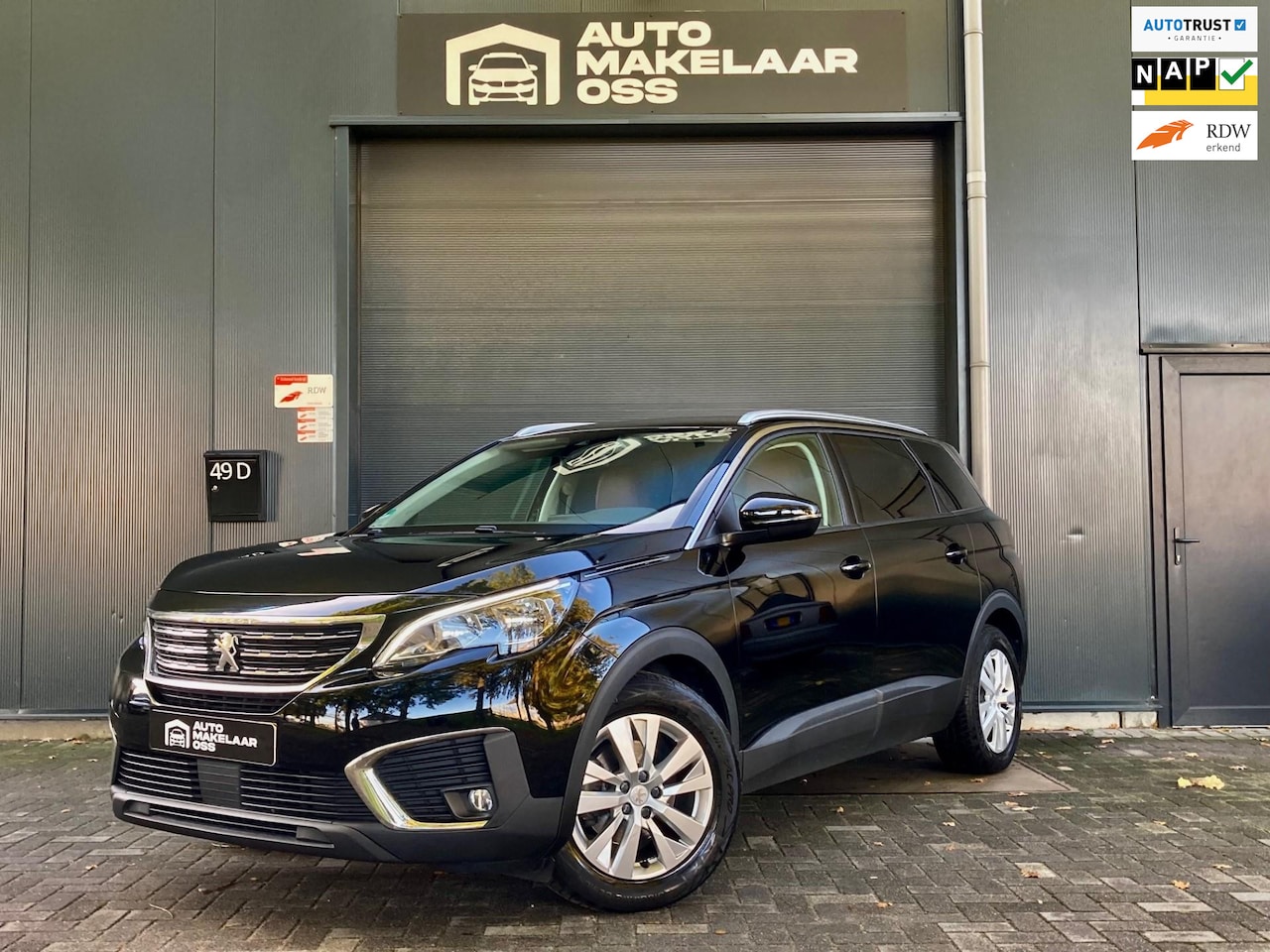 Peugeot 5008 - 1.2 PureTech Blue Lease Executive 7P NAP LEDER BLUETOOTH LANEASSIST DIGICOCKPIT NIEUWE DIS - AutoWereld.nl