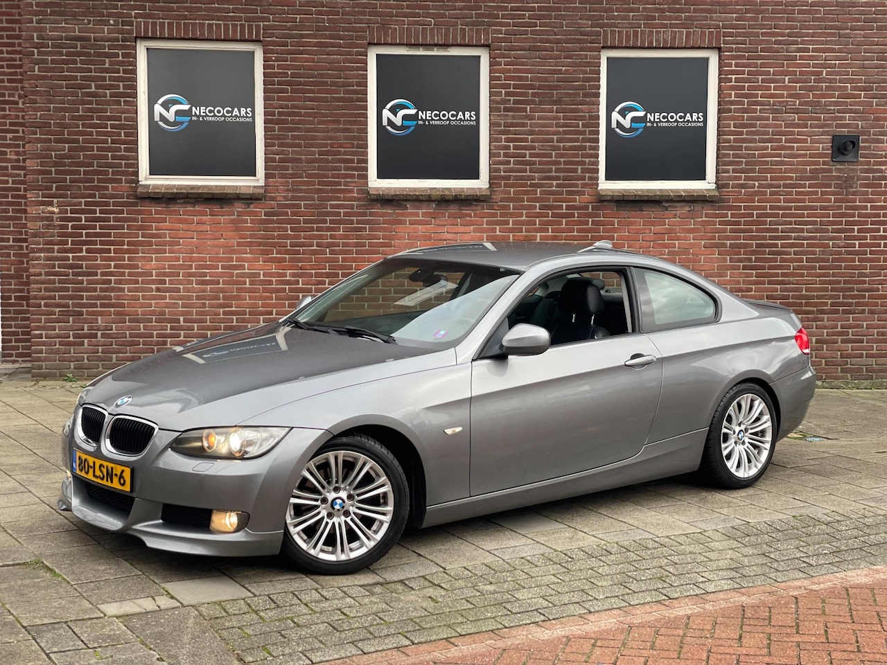 BMW 3-serie Coupé - 320i Corporate Lease Executive / M PAKKET / RIJDT SCHAKELT TOP / MULTIEMEDIA - AutoWereld.nl