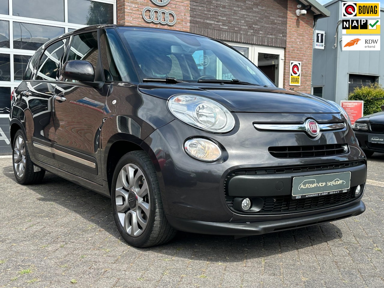 Fiat 500 L - Wagon 1.4 T-Jet Lounge met o.a. Navigatie, Trekhaak, Camera en PDC. - AutoWereld.nl