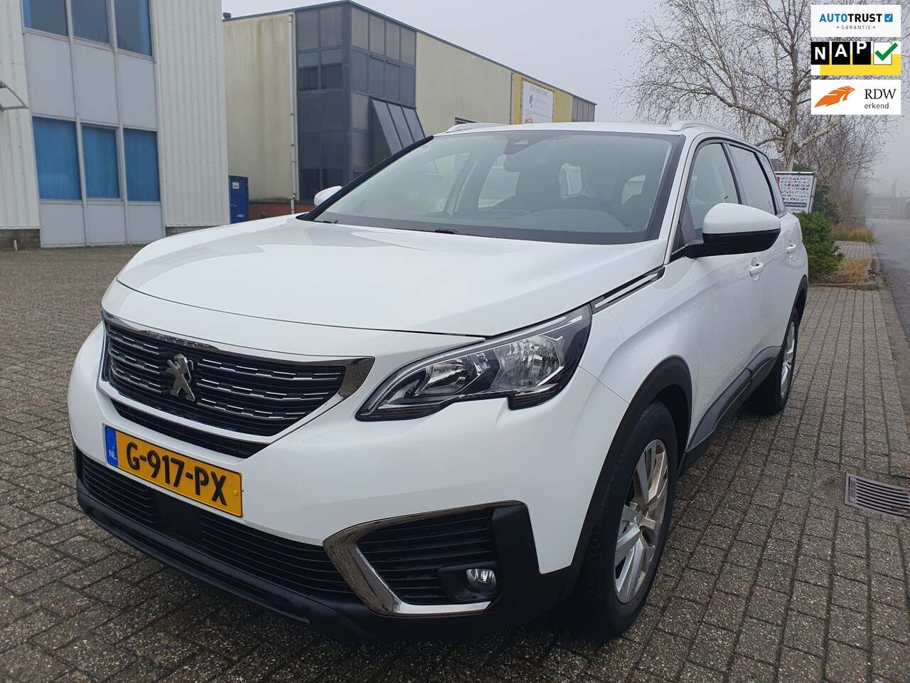 Peugeot 5008 - 1.2 PureTech Active AUTOMAAT 1.e eigenaar - AutoWereld.nl