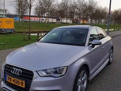 Audi A3 Limousine - 1.6 TDI Attraction