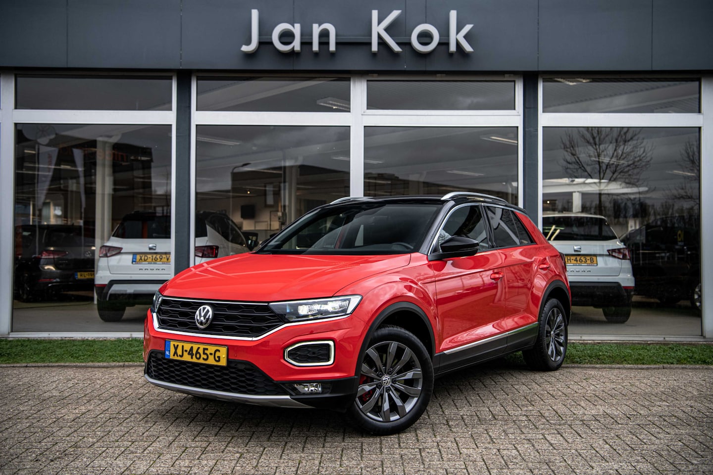 Volkswagen T-Roc - 1.0 TSi 115 pk Sport+ | Full LED | Winter | Navigatie | Virtual Cockpit - AutoWereld.nl