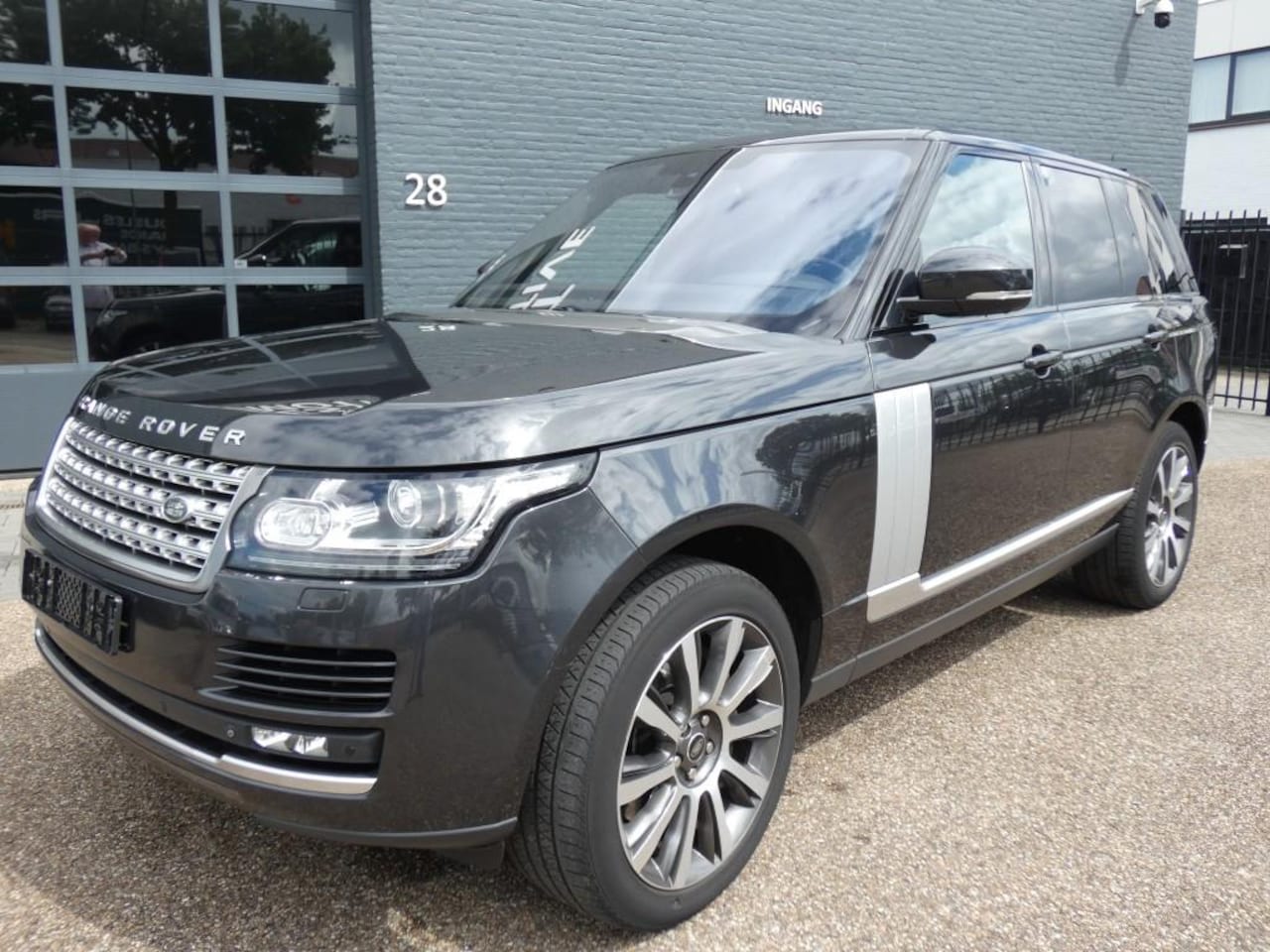 Land Rover Range Rover - 4.4 SDV8 Vogue 4.4 SDV8 Vogue - AutoWereld.nl