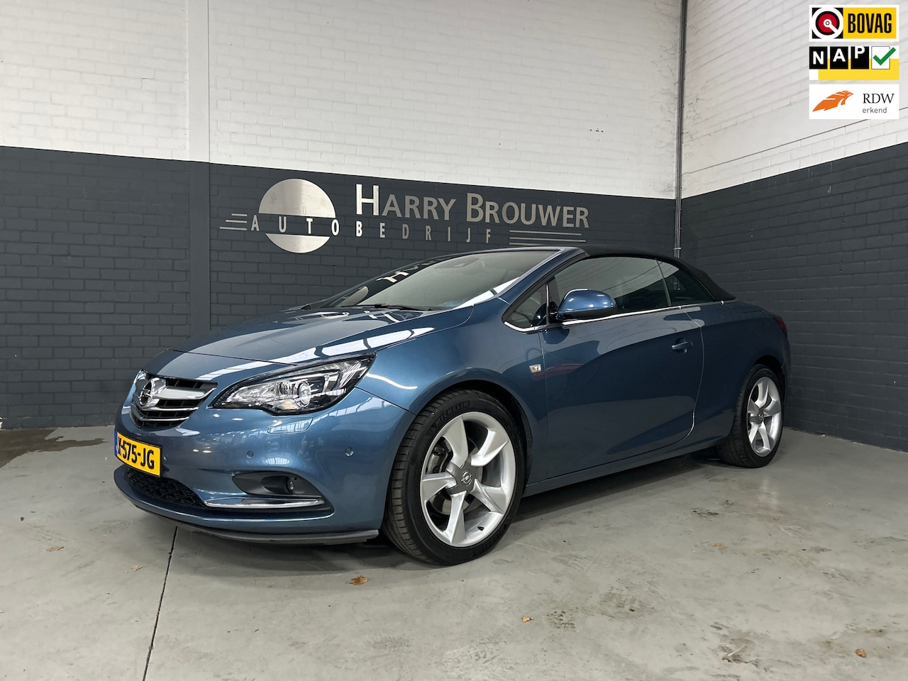 Opel Cascada - Cosmo automaat. Zeer mooie complete auto. 5 op voorraad - AutoWereld.nl