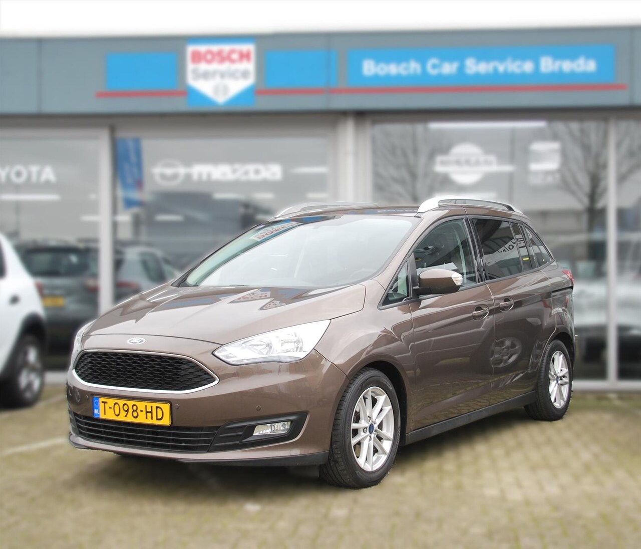 Ford Grand C-Max - 1.0 EcoBoost 125pk Titanium (7 Persoons ) - AutoWereld.nl