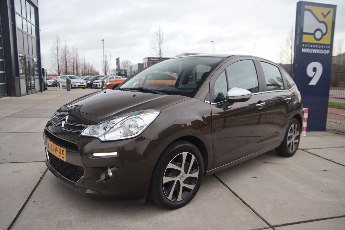 Citroën C3 - 1.2 VTi Collection Airco, trekhaak, NL auto, dealer onderhouden WINTERSALE! - AutoWereld.nl