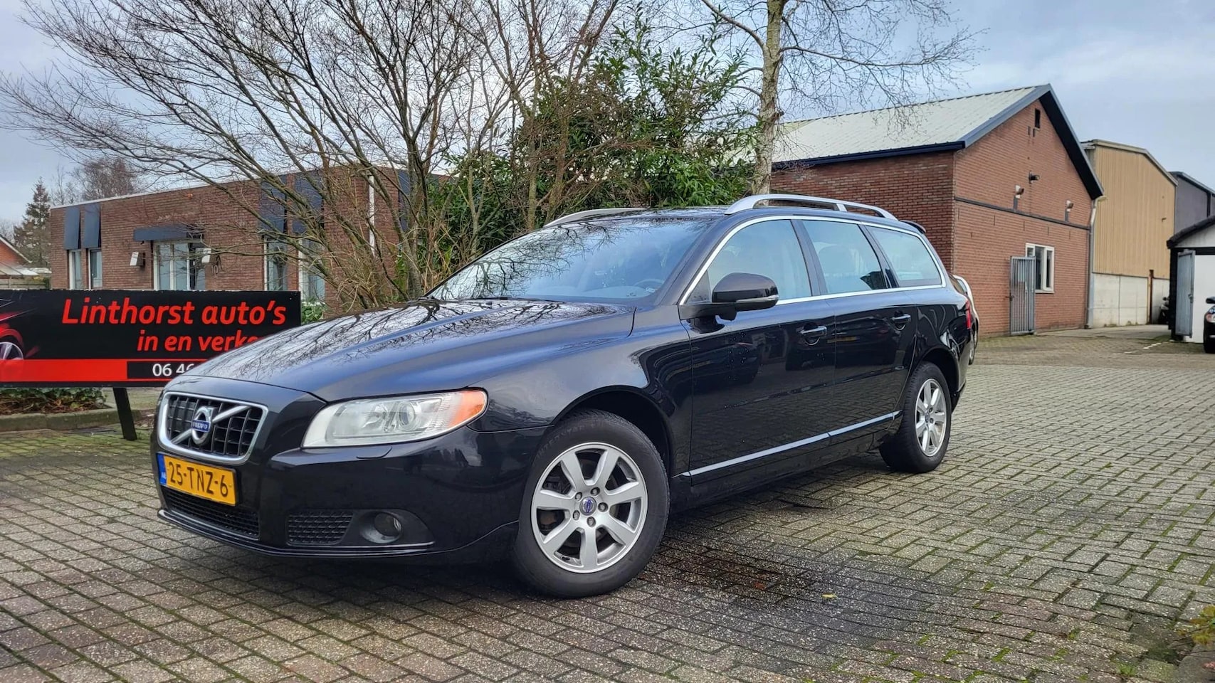 Volvo V70 - 2.0 T5 Summum 2.0 T5 Summum - AutoWereld.nl