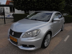 Suzuki Kizashi - 2.4 Sport Automaat 4WD *NL-AUTO*4x4*AUTOMAAT