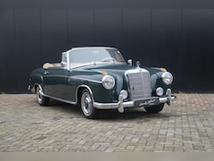 Mercedes-Benz 220 - SE