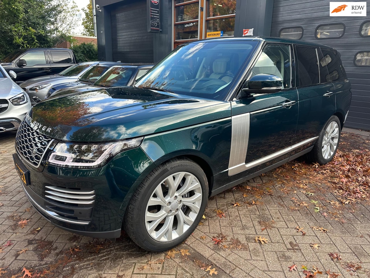 Land Rover Range Rover - 2.0 P400e Autobiography 2.0 P400e Autobiography - AutoWereld.nl