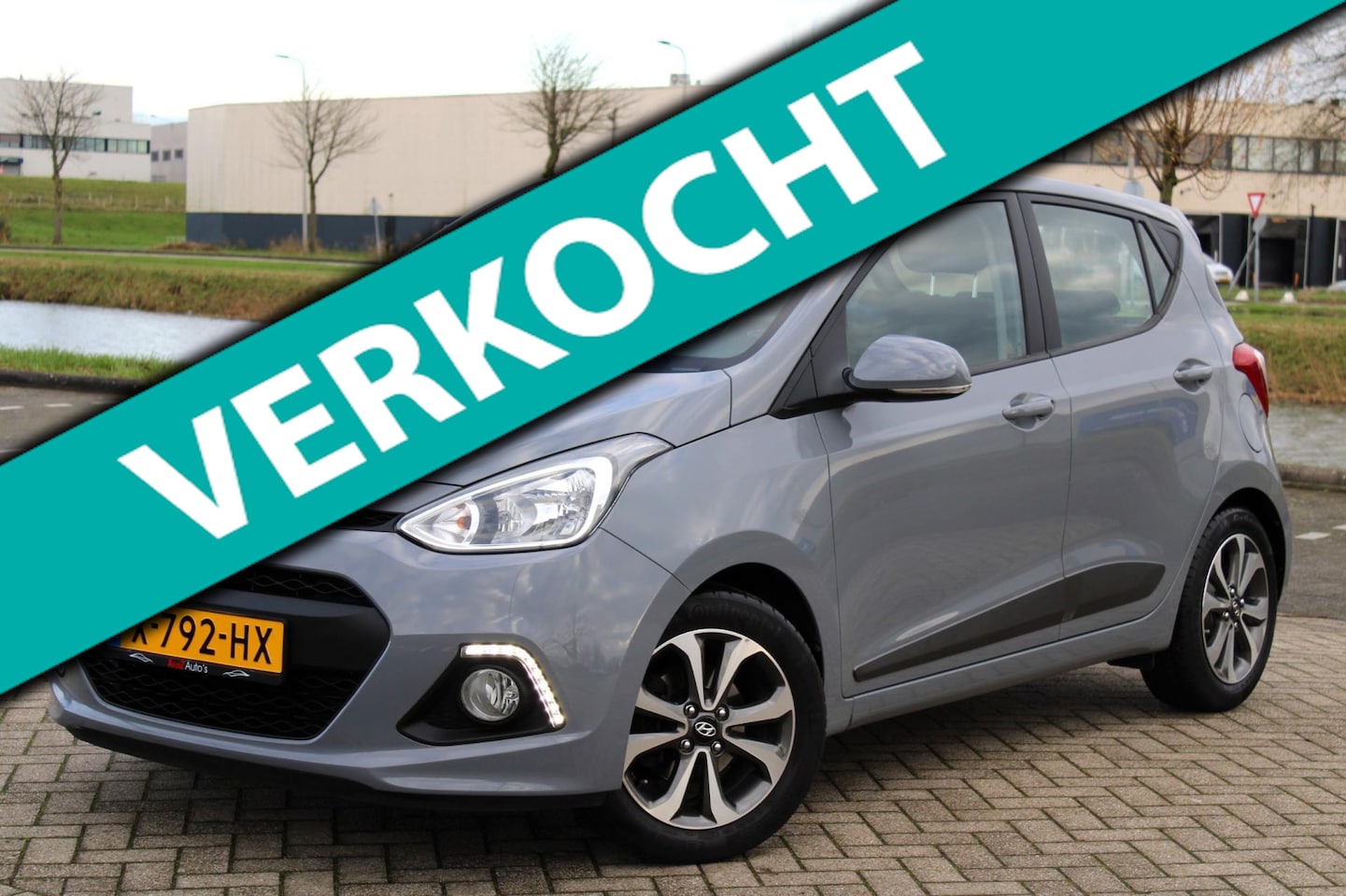 Hyundai i10 - 1.0i i-Motion Premium l Airco l Stoelverw l LMV - AutoWereld.nl