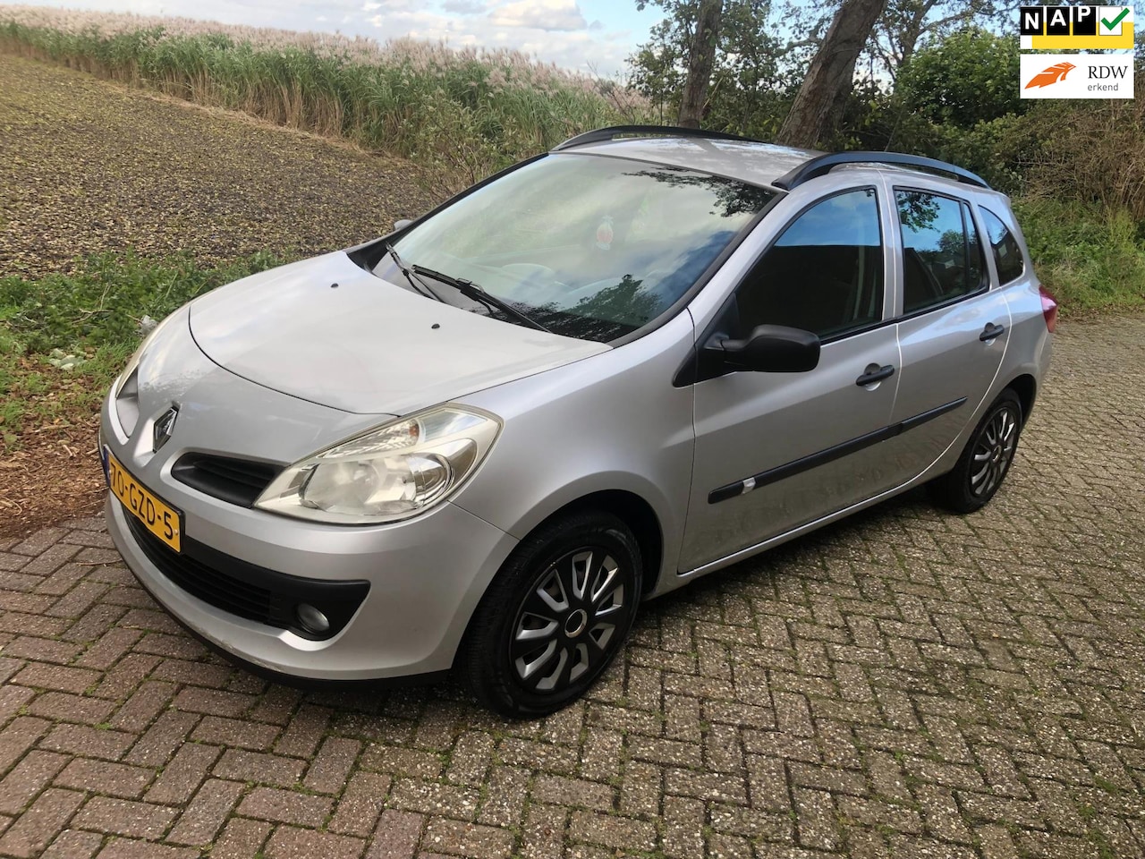 Renault Clio Estate - 1.2 TCE Corporate/1e Eigenaar/NAP - AutoWereld.nl