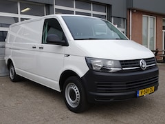 Volkswagen Transporter - 2.0 TDI L2H1 Airco Cruise control Telefoonvoorbereiding Usb aansluiting Parkeerhulp achter