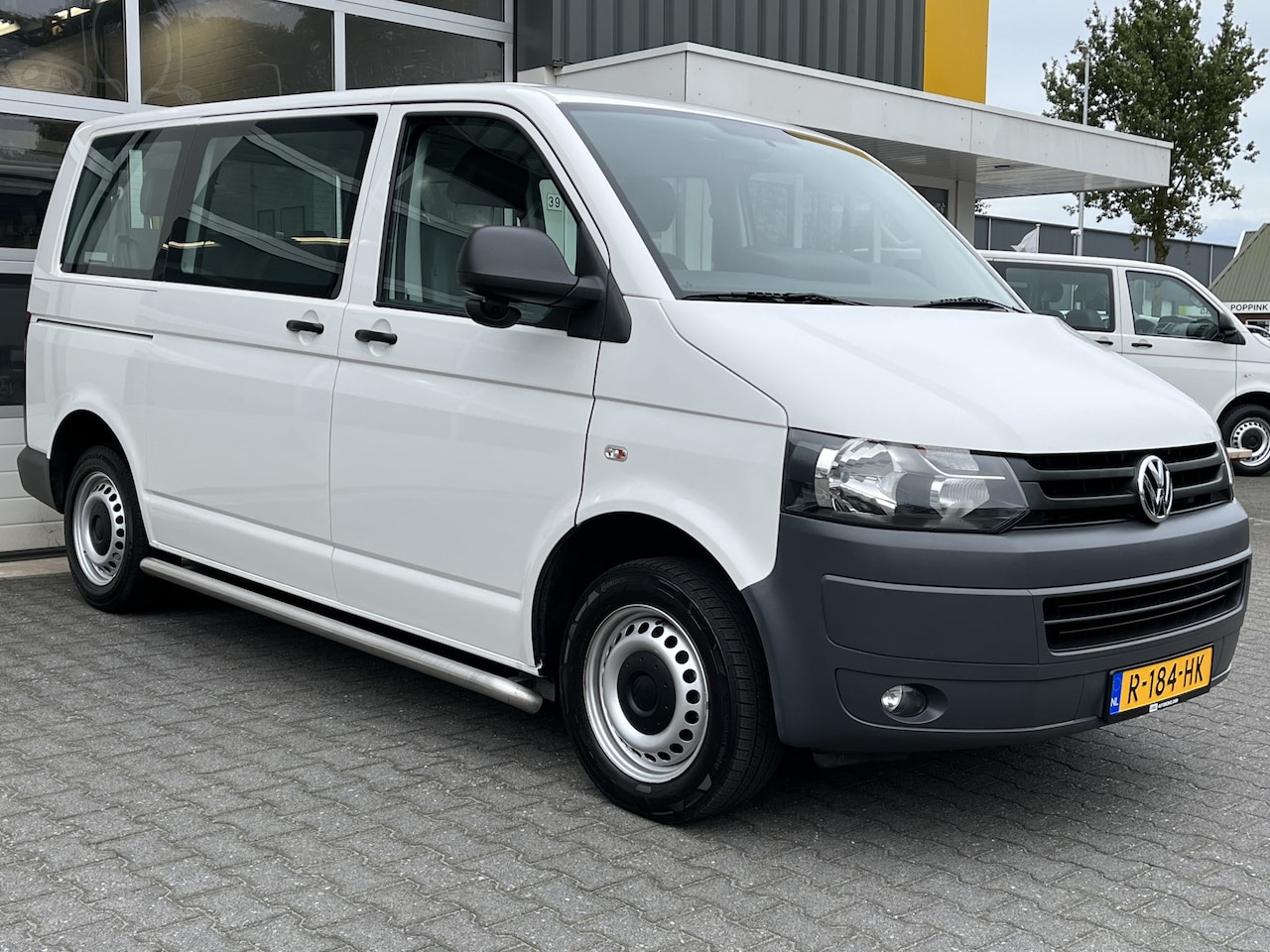 Volkswagen Transporter Kombi - 2.0 TDI DSG Automaat L1H1 BM BTW en BPM vrij Airco Cruise control Trekhaak PDC 1e eigenaar - AutoWereld.nl