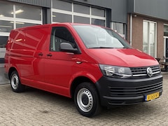 Volkswagen Transporter - 2.0 TDI L1H1 150pk Airco Cruise controle Trekhaak 2500kg Euro 6 Dealer onderhouden 1e Eige