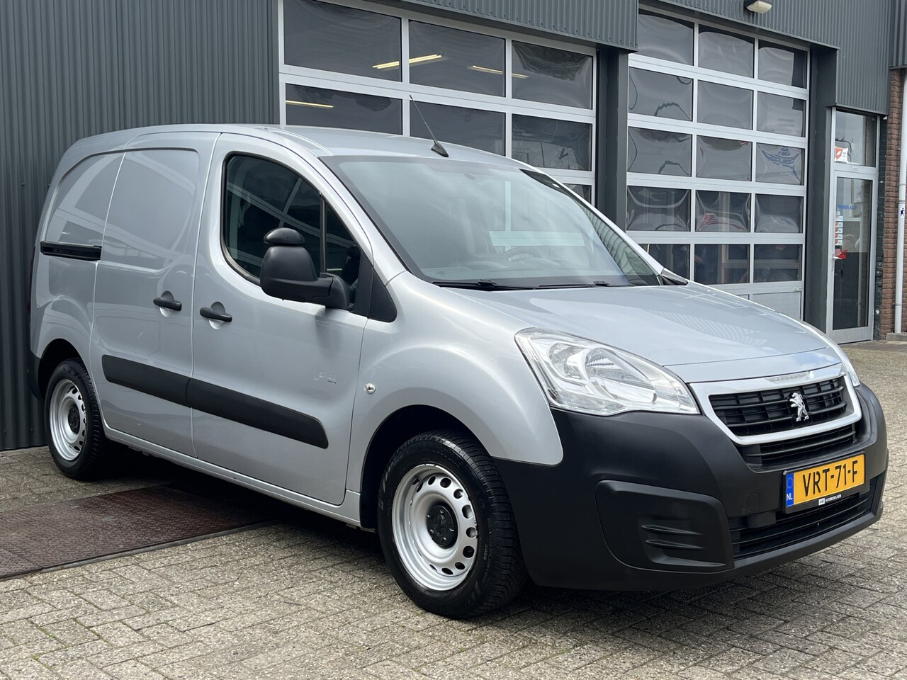 Peugeot Partner - 120 1.6 HDi 10x voorradig Marge Airco Btw / Bpm vij Cruise controle Parkeerhulp achter Nav - AutoWereld.nl