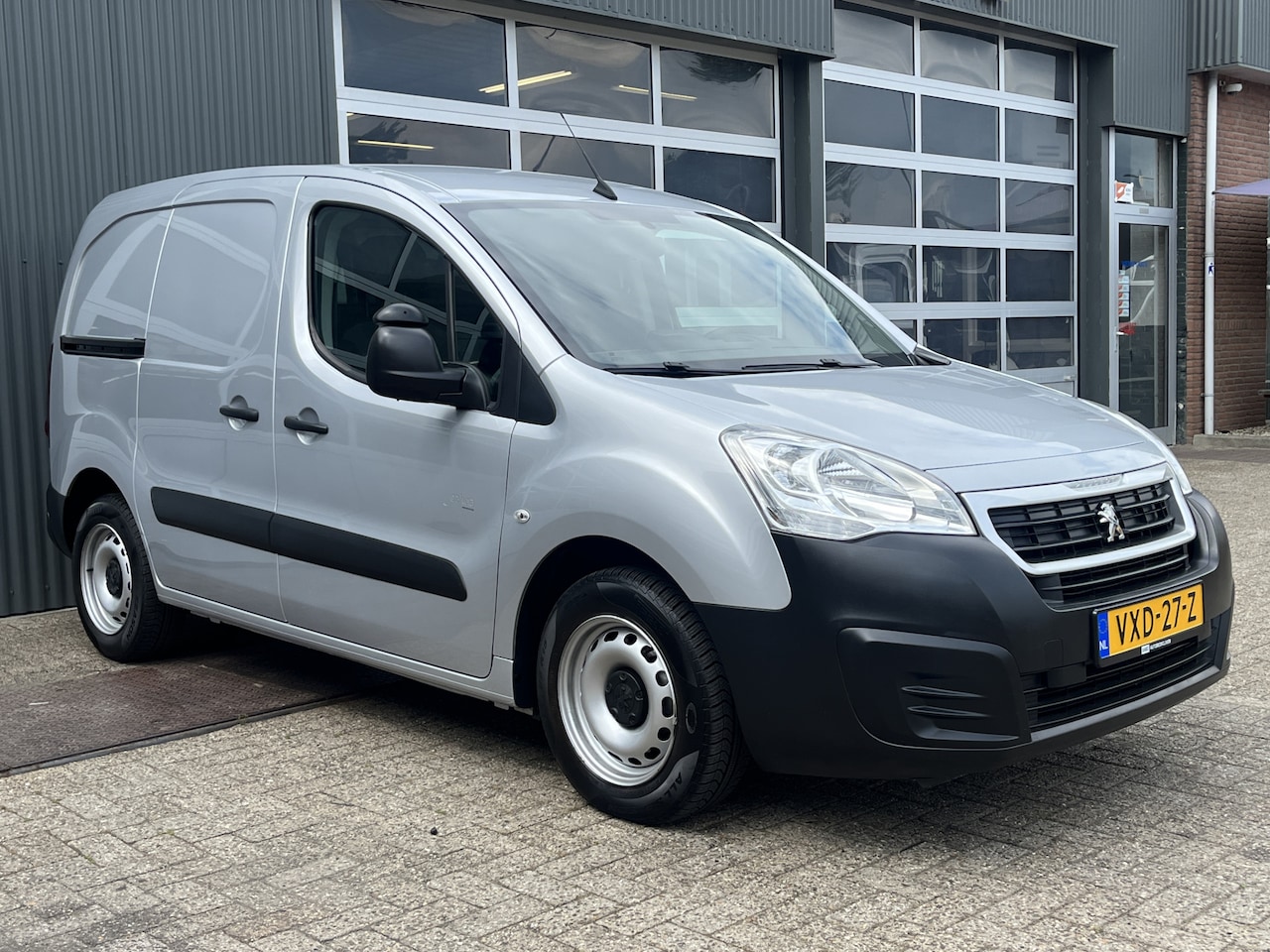 Peugeot Partner - 120 1.6 HDi 10x voorradig Marge Airco Btw / Bpm vij Cruise controle Parkeerhulp achter Nav - AutoWereld.nl