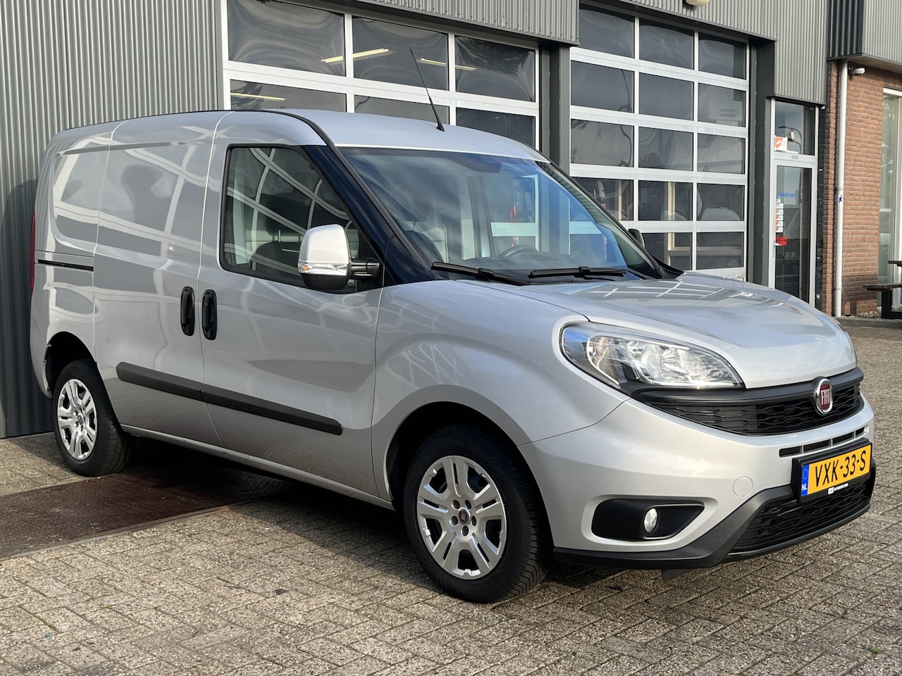 Fiat Doblò Cargo - 1.3 MJ L1H1 SX 20x op voorraad Btw en Bpm vrij Airco Cruise controle Navigatie Tussenschot - AutoWereld.nl