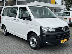 Volkswagen Transporter Kombi - 2.0 TDI 140 PK DSG Automaat L1H1 BTW en BPM vrij Airco Cruise control Trekhaak PDC 1e eige