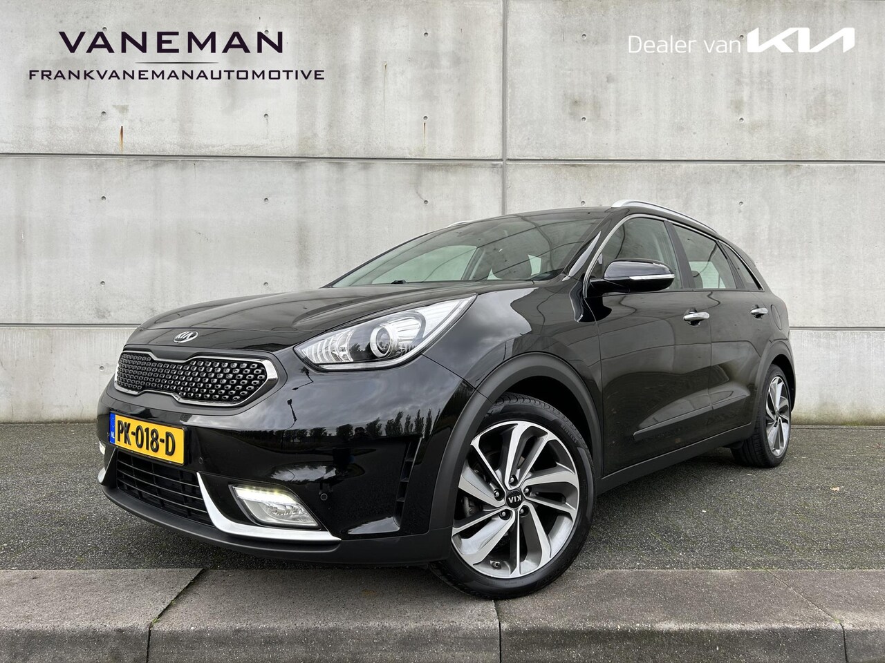 Kia Niro 1.6 GDi Hybrid DynamicLine Automaat 18” Velgen Camera