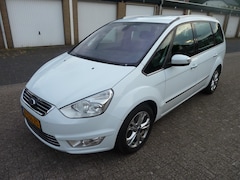 Ford Galaxy - 1.6 SCTi Titanium 7 persoons beschrijving lezen