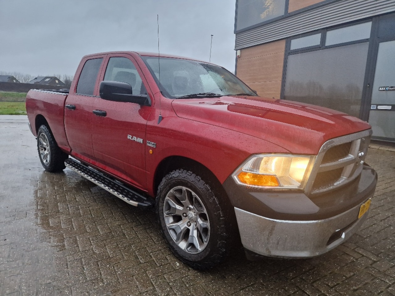 Dodge Ram 1500 5 7 V8 4x4 6 Pers Zeer Mooi 3500kg Trekhaak Quad Cab 6 4 Hemi 2010 LPG Occasion