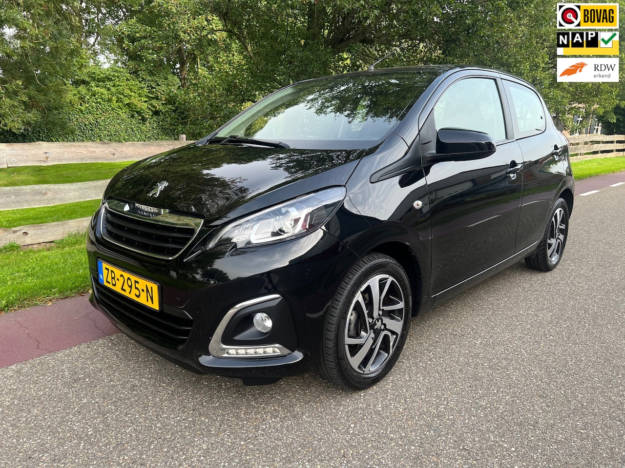 Peugeot 108 - 1.0 e-VTi Blue Lease Executive Camera, Navi, Clima - AutoWereld.nl