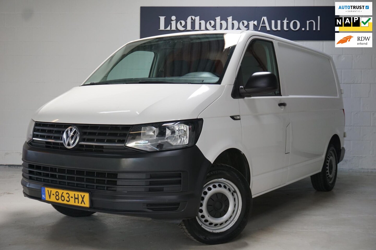 Volkswagen Transporter - 2.0 TDI L1H1 Economy 2.0 TDI L1H1 Economy - AutoWereld.nl