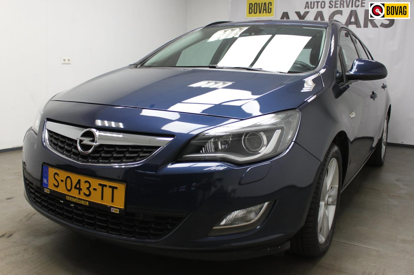 Opel Astra Sports Tourer - 1.6 Edition UNIEKE KM ! GARANTIE ! AUTOMAAT ! XENON ! - AutoWereld.nl