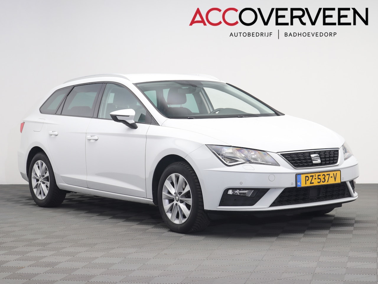 Seat Leon ST - 1.6 TDI Style | Carplay | Navi | AdaptiveCruise | - AutoWereld.nl