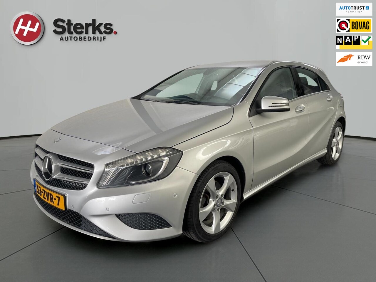 Mercedes-Benz A-klasse - 180 Ambition LEDER NAVI 17" LM VELGEN PDC LM VELGEN - AutoWereld.nl