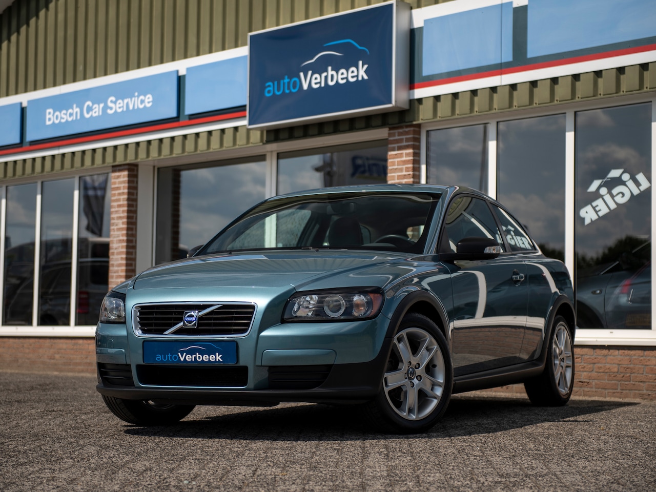 Volvo C30 - 1.8 Kinetic | Climate Control | Lichtmetalen velgen | Parkeersensoren | Cruise Control | T - AutoWereld.nl