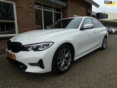 BMW 3-serie - 318d Executive Edition