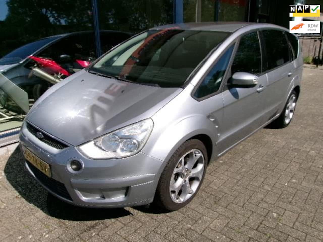 Ford S-Max - 2.0-16V Titanium - AutoWereld.nl