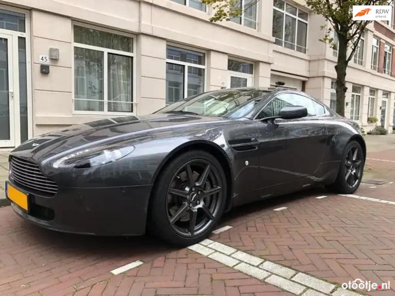 Aston Martin V8 Vantage - 4.7 V8 Sportshift 4.7 V8 Sportshift - AutoWereld.nl