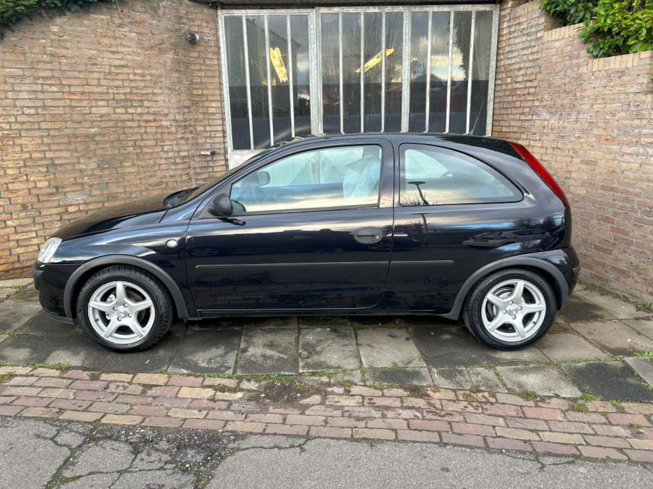 Opel Corsa - 1.2-16V Rhythm 1.2-16V Rhythm - AutoWereld.nl