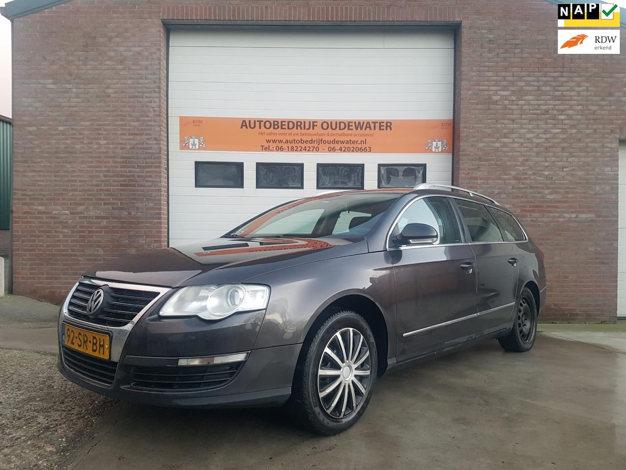 Volkswagen Passat Variant - 2.0 TDI Comfortline 2.0 TDI Comfortline - AutoWereld.nl