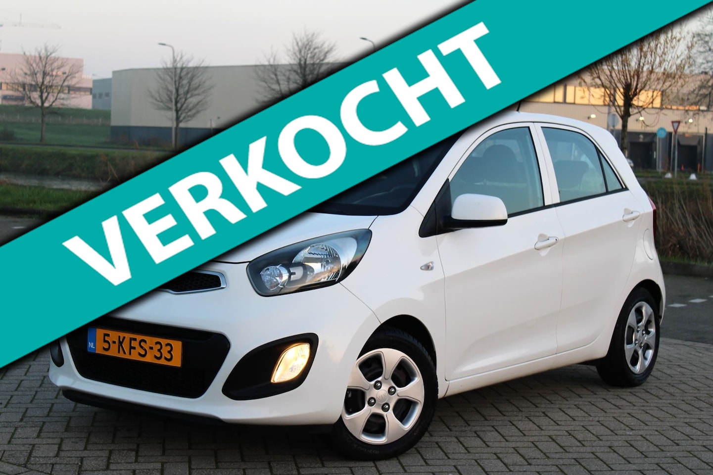 Kia Picanto - 1.0 CVVT ISG Comfort Pack l Airco l Navigatie - AutoWereld.nl