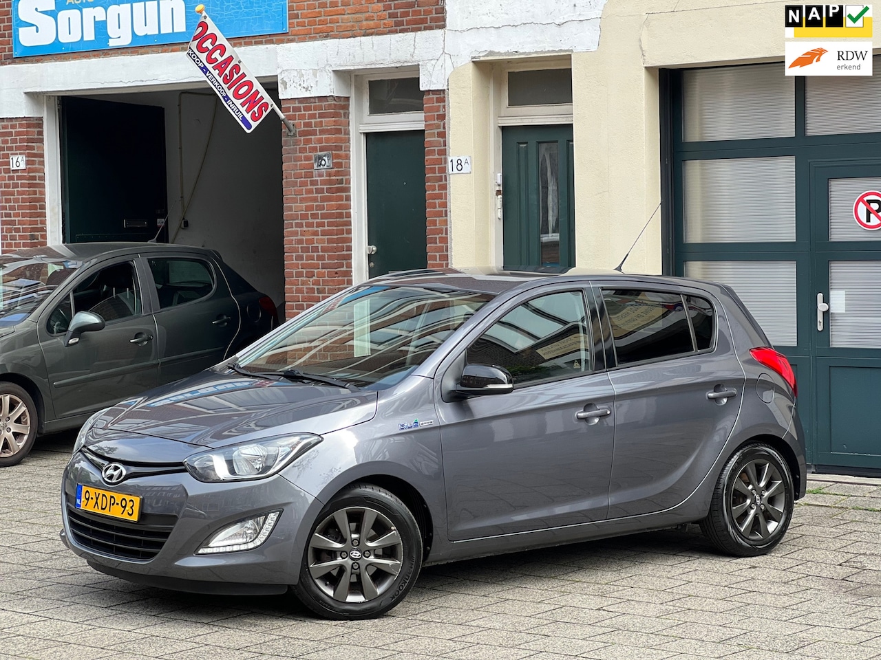 Hyundai i20 - 1.2i Go! 1.2i Go! - AutoWereld.nl