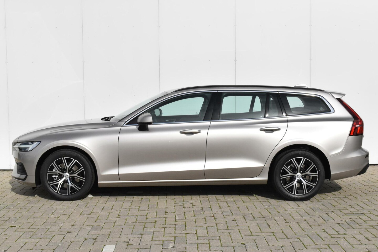 Volvo V60 - B4 Core #CityWeaveBekleding - AutoWereld.nl