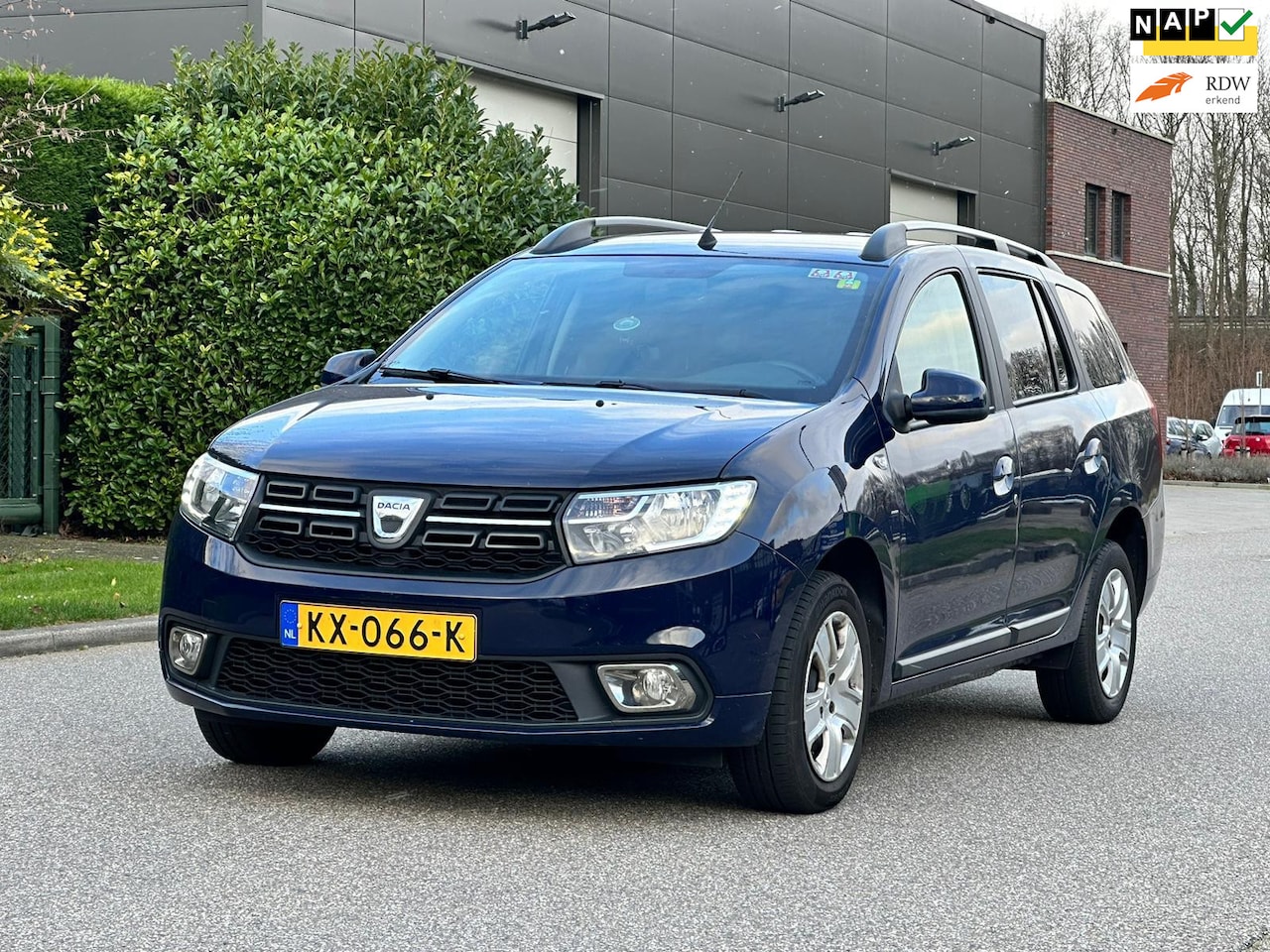 Dacia Logan MCV - 0.9 TCe Bi-Fuel Laureate LPG*Cruise*Airco*NAP*Nieuwe APK* - AutoWereld.nl