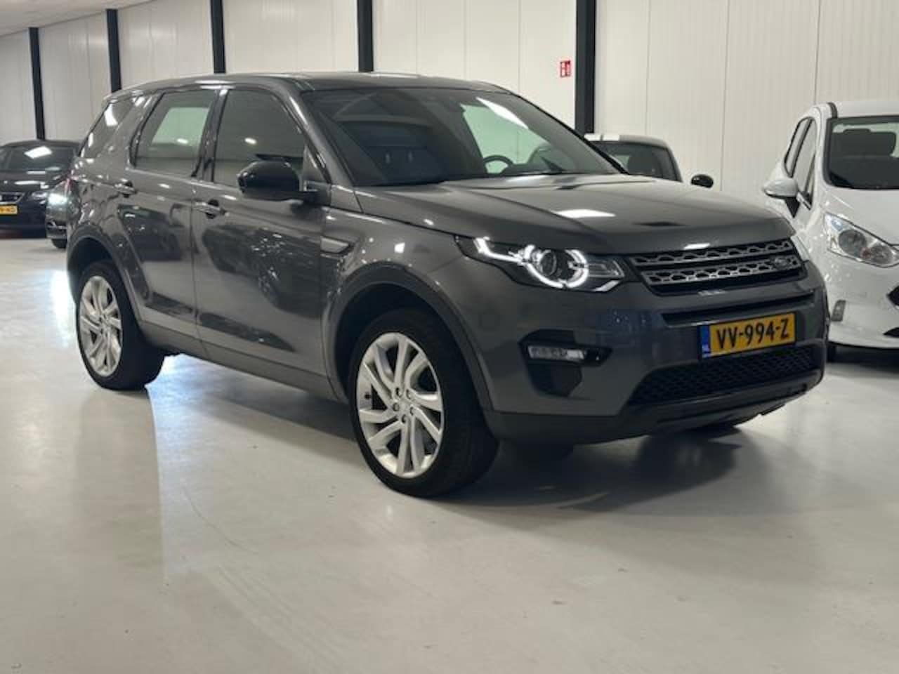 Land Rover Discovery Sport - 2.0 TD4 SE 2.0 TD4 SE - AutoWereld.nl