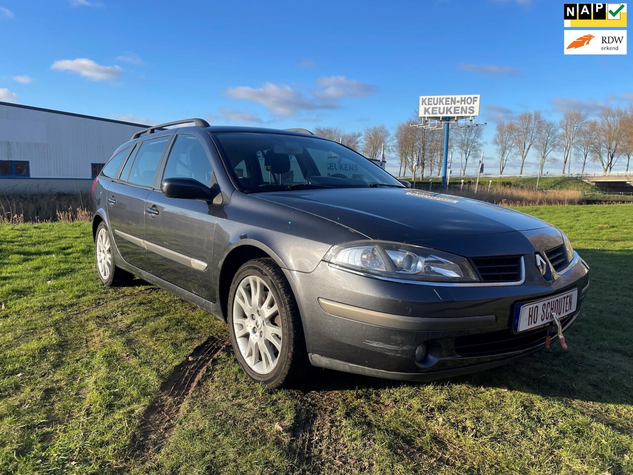 Renault Laguna Grand Tour - 2.0-16V Tech Line 2.0-16V Tech Line - AutoWereld.nl