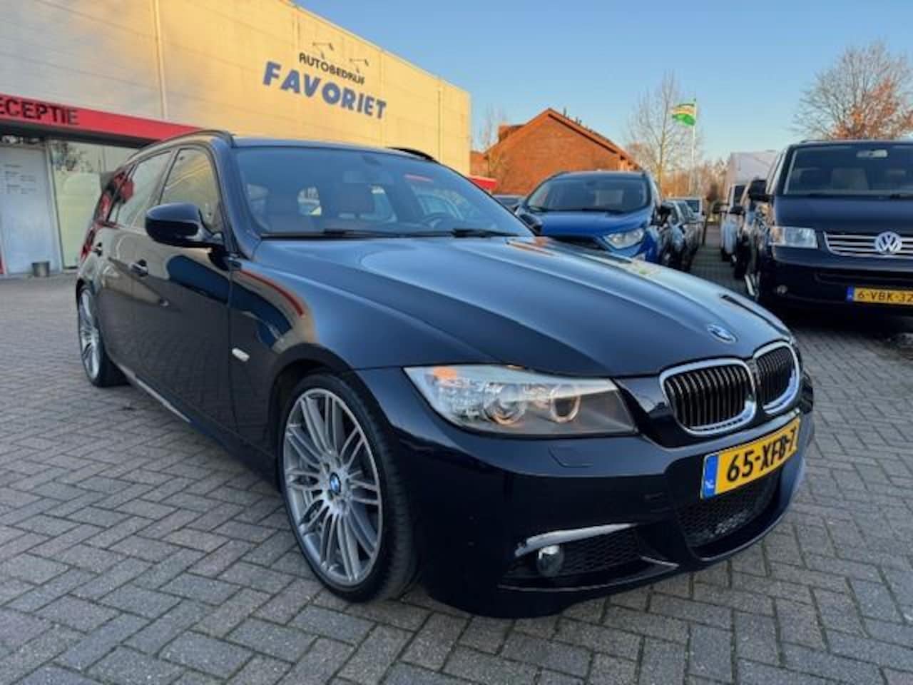 BMW 3-serie Touring - 330i/CARBON SPORT EDITION/M-PAKKET/PANO/LEER/NAVI/XEN/NLAUTO - AutoWereld.nl