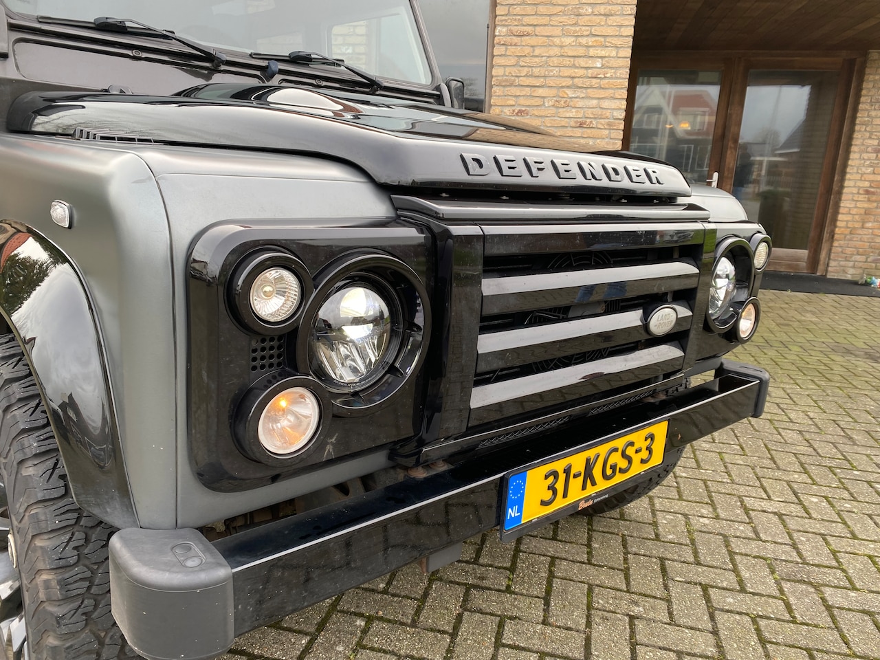 Land Rover Defender - 2.4 TD 110 SW SVX 60th Anniversary Luxste van NL