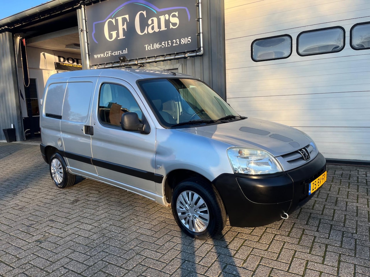 Peugeot Partner - 170C 1.9 D Avantage APK NAP AIRCO - AutoWereld.nl