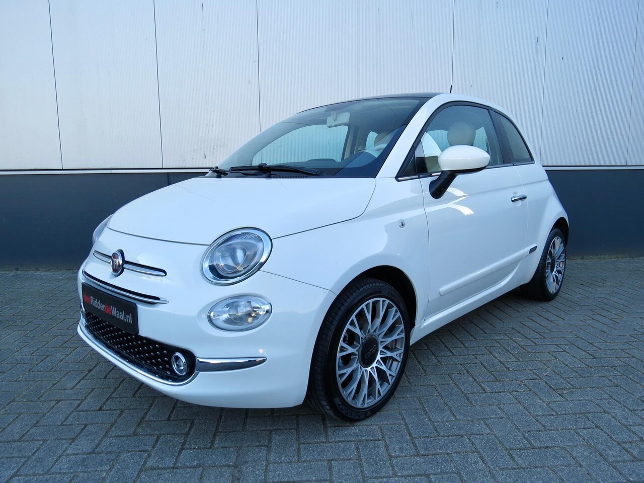 Fiat 500 - 1.2 Lounge *Navi *Cruise con *Airco *16 inch - AutoWereld.nl